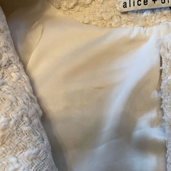 Alice + Olivia Nilla Cream Embellished Tweed Fringe Beaded Trim Boxy Cut Jacket - Picture 10 of 14